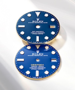 漆面技術主要用於製作深邃或鮮明的色調，例如藍色（GMT-Master II及Rolex Deepsea）