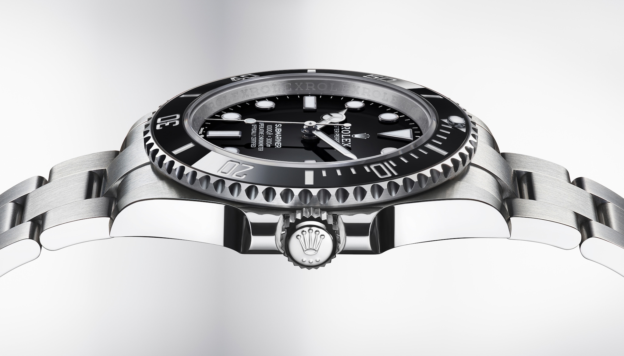Submariner new movement store