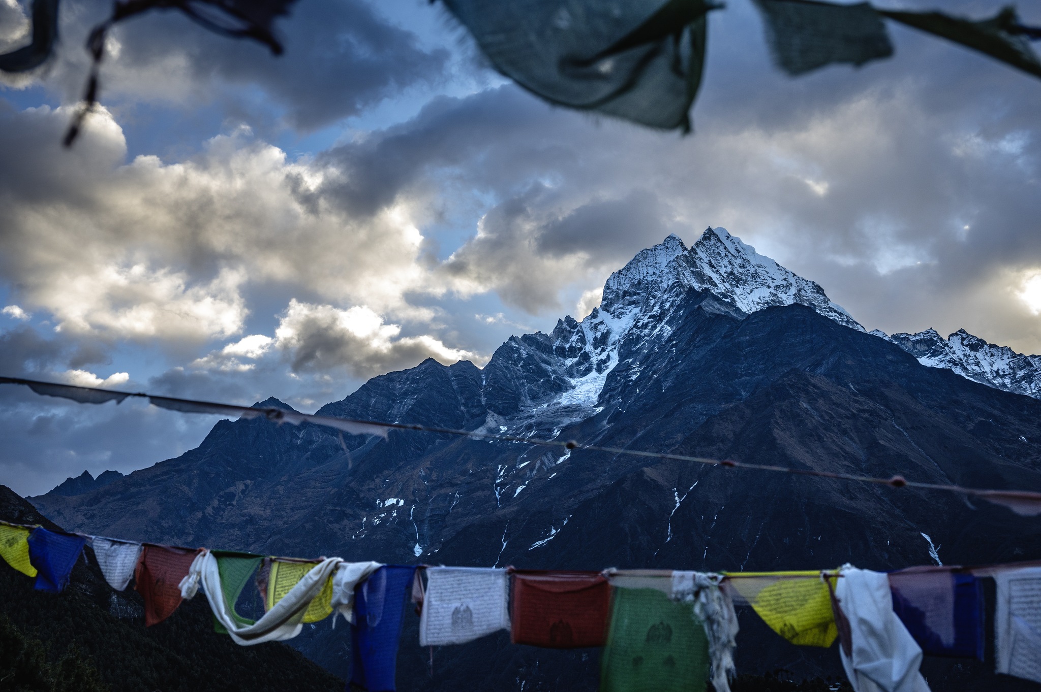 Celebrating the 70th anniversary of the first steps on Everest's peak
