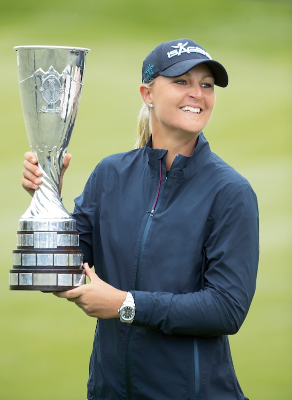 ROLEX TESTIMONEE ANNA NORDQVIST WITH THE TROPHY AFTER WINNING THE AMUNDI EVIAN CHAMPIONSHIP IN 2017