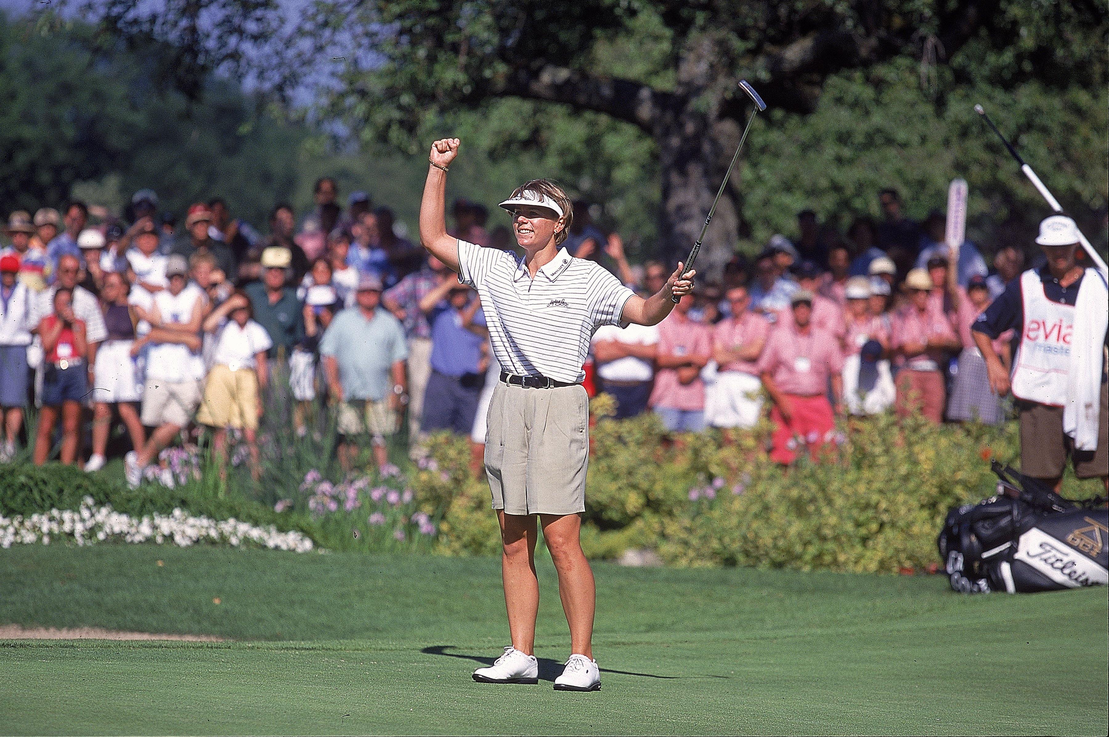 ROLEX TESTIMONEE ANNIKA SÖRENSTAM CELEBRATES WINNING THE 2000 EVIAN MASTERS
