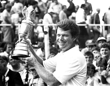 ROLEX TESTIMONEE TOM WATSON LIFTS THE CLARET JUG TO CELEBRATE WINNING THE OPEN IN 1983