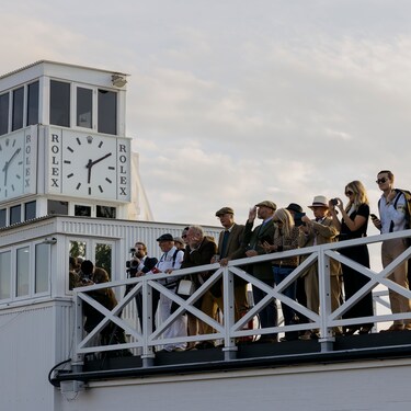 SPECTATORS AT THE 2021 GOODWOOD REVIVAL