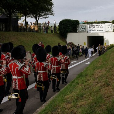 ATMOSPHERE AT THE 2021 GOODWOOD REVIVAL