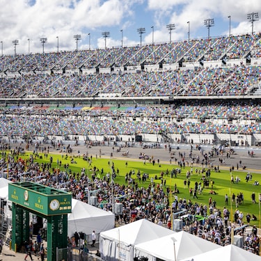 A RECORD-BREAKING CROWD ATTENDS THE 2024 ROLEX 24 AT DAYTONA