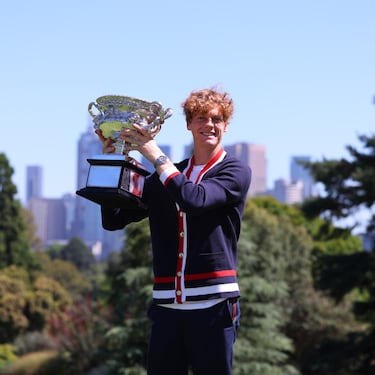 ROLEX TESTIMONEE AND TWO-TIME GRAND SLAM® SINGLES CHAMPION JANNIK SINNER LIFTS THE AUSTRALIAN OPEN MEN’S SINGLES TROPHY IN 2024