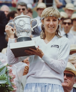 Chris Evert (1974, 1975, 1979, 1980, 1983, 1985, 1986)