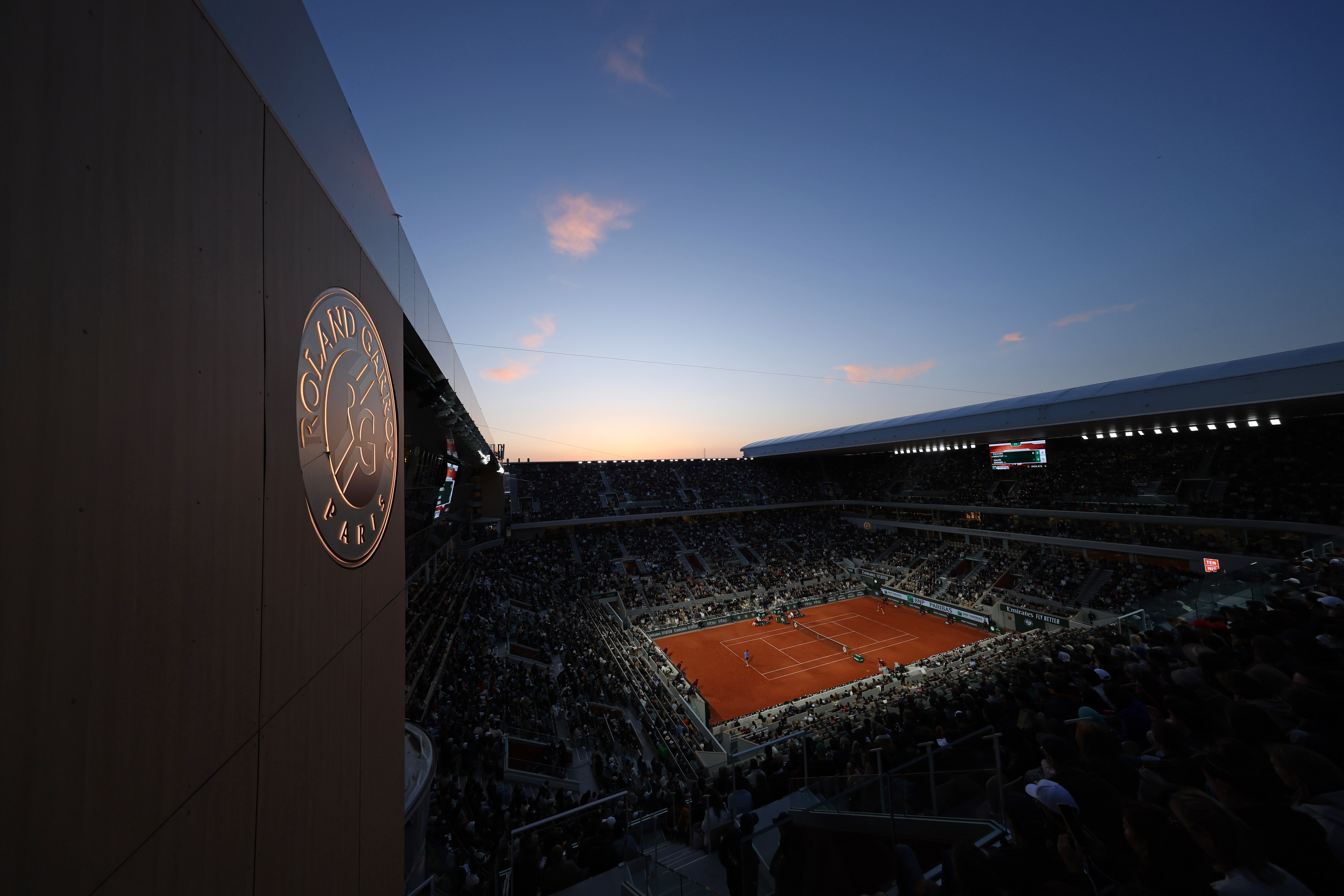 ATMOSPHERE ON COURT PHILIPPE-CHATRIER AT STADE ROLAND-GARROS