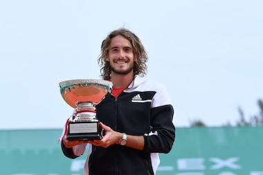 ROLEX TESTIMONEE AND 2021 ROLEX MONTE-CARLO MASTERS CHAMPION STÉFANOS TSITSIPÁS WITH THE TROPHY