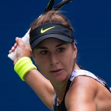 ROLEX TESTIMONEE BELINDA BENCIC HITS A  SHOT AT THE 2019 US OPEN