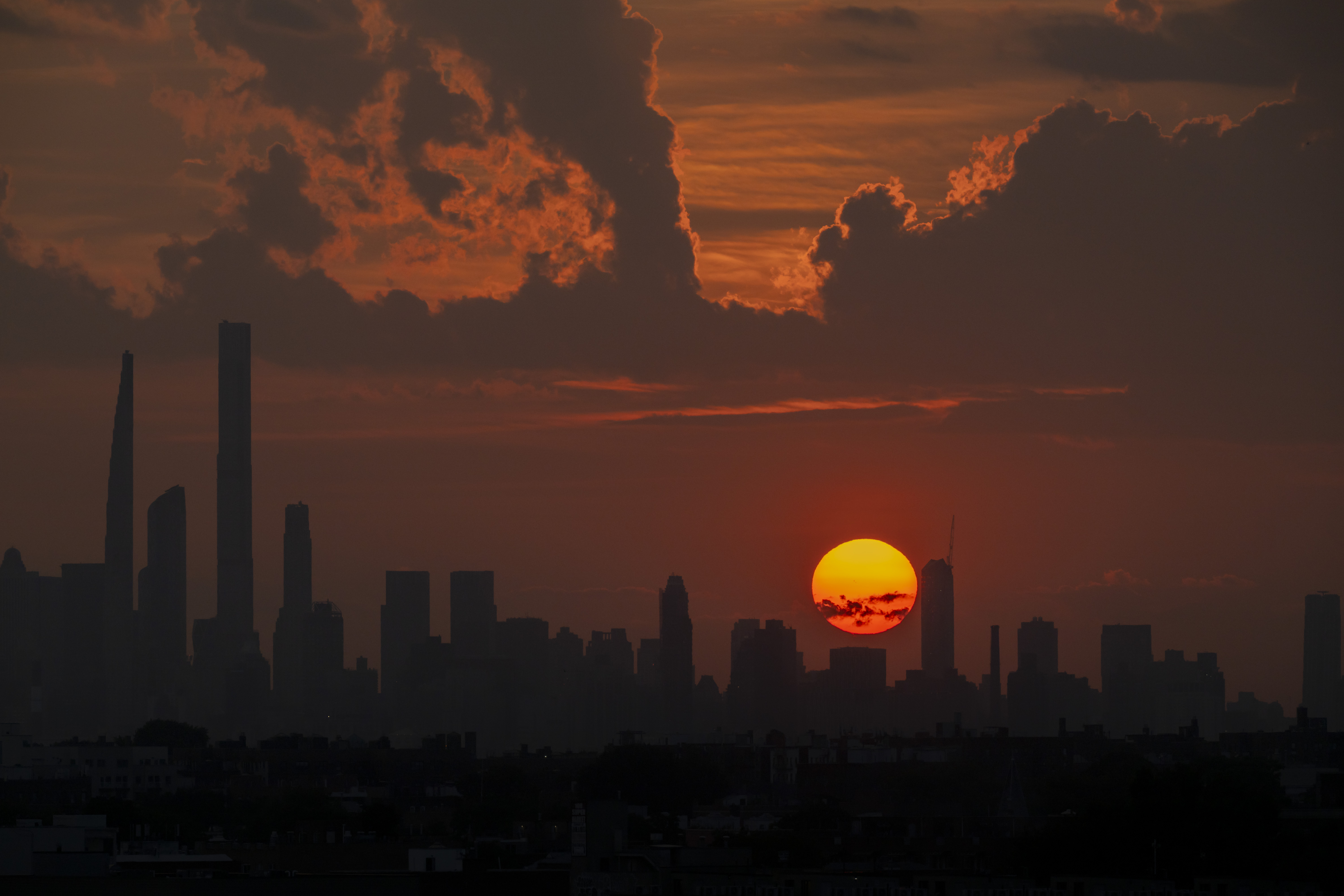 THE NEW YORK SKYLINE, CAPTURED FROM FLUSHING MEADOWS