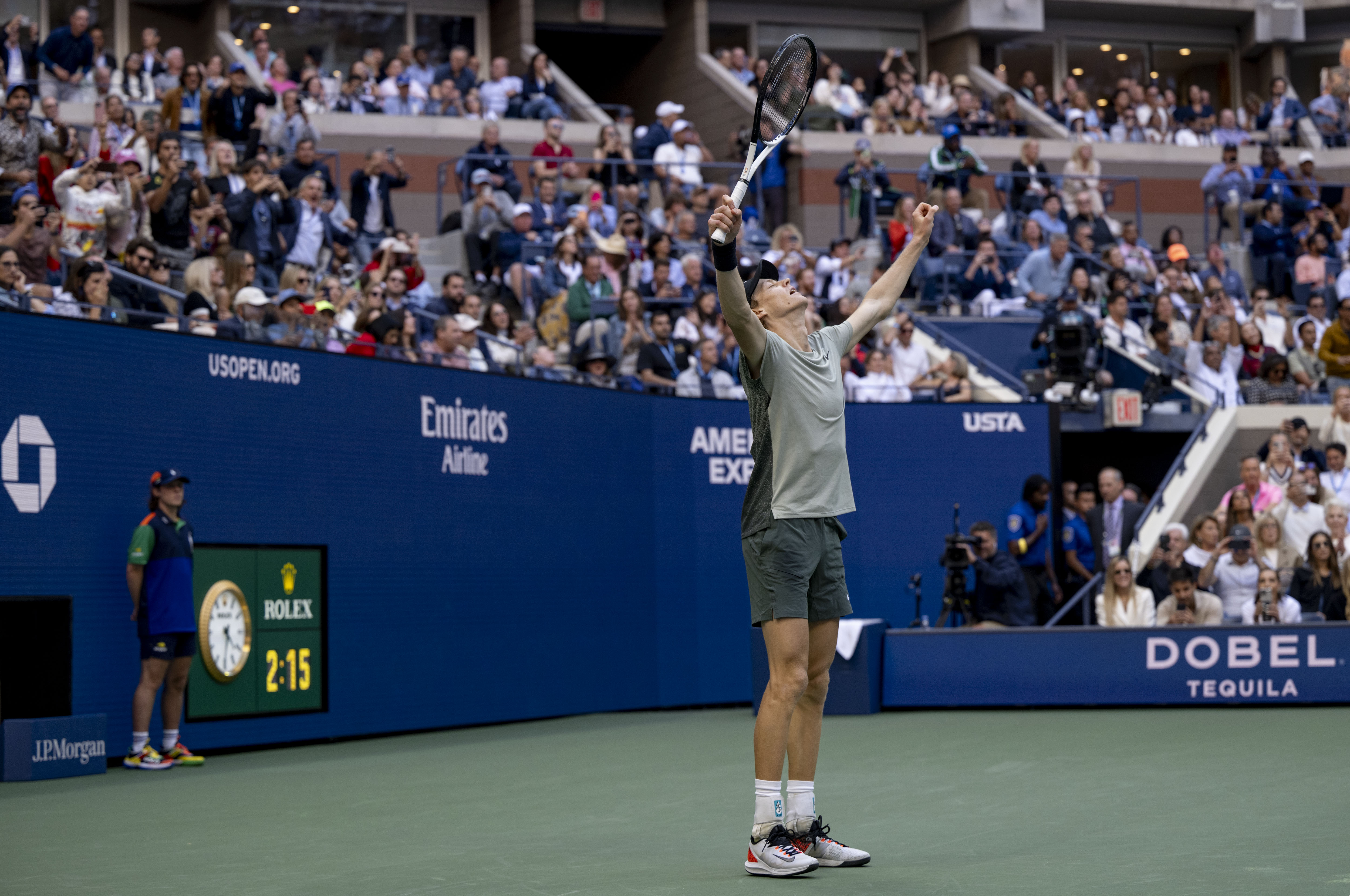 ROLEX TESTIMONEE AND 2024 US OPEN MEN’S SINGLES CHAMPION JANNIK SINNER CELEBRATES VICTORY ON ARTHUR ASHE STADIUM