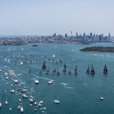 yacht tracker sydney to hobart 2022